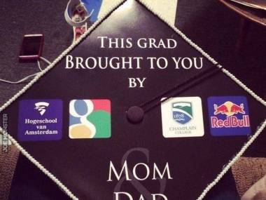 Dyplom sponsorowany przez mamę i tatę