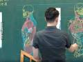 Artysta na zajęciach z anatomii