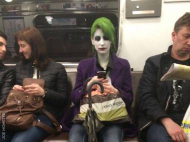 Samica Jokera spotkana w metrze