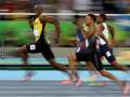 Usain Bolt uśmiecha się do kamery