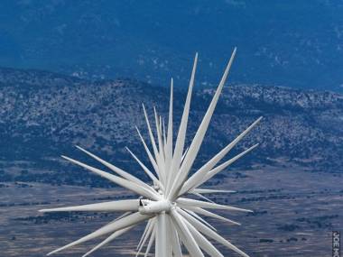 14 turbin wiatrowych w szeregu, Nevada, USA