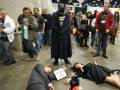Przez cały dzień biegali po ComicConie, zaczepiali różnych Batmanów, krzyczeli "Synu!" i padali martwi na podłogę