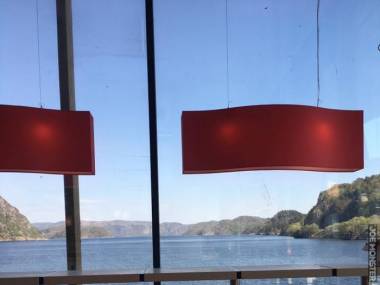 Widok z okna norweskiego Burger Kinga