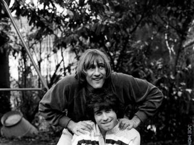 Travolta i Depardieu w 1982 roku