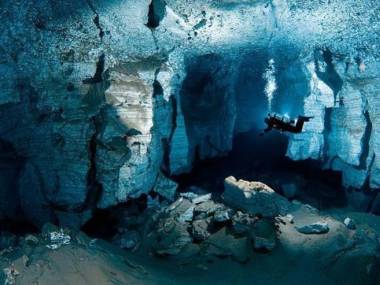 Nurkowanie w jaskiniach jest niesamowite