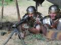 Rzymscy centurioni w walce z germańskimi plemionami. Rok 124 ne, współcześnie pokolorowane