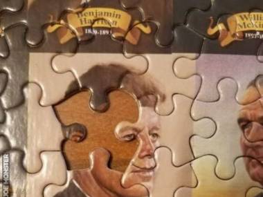 Puzzle JFK bez jednego kawałka