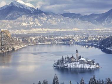 Wyspa na jeziorze Bled - jedyna wyspa w Słowenii