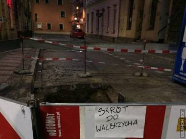 Tajne przejście na ulicy we Wrocławiu