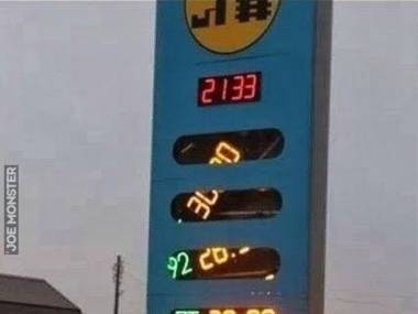 W Rosji spadły ceny paliwa