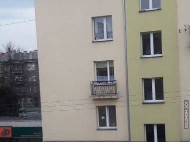 Sprzedam mieszkanie z balkonem