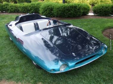 Tak, to prawdziwy samochód - Shark z 1962