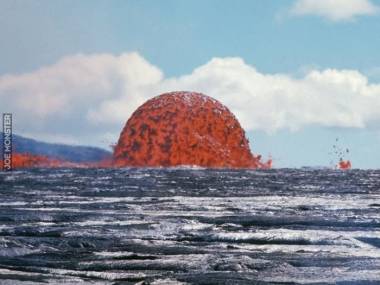 20-metrowa bańka lawy po erupcji wulkanu na Hawajach
