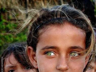 Afgańska dziewczynka z zielonymi oczami