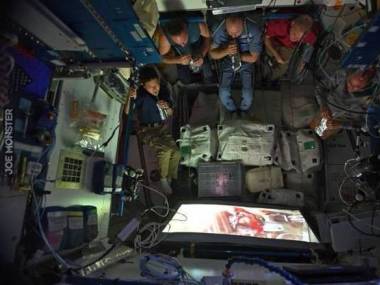 Astronauci ISS na orbicie oglądają "Gwiezdne wojny"