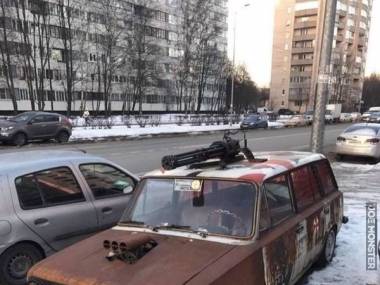 Rosyjski pojazd pancerny z czasów zimnej wojny