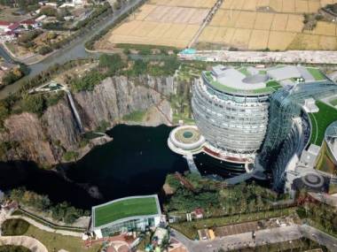 Hotel w Chinach wybudowany w wyrobisku kopalni