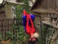 Spiderman na rosyjskiej wsi
