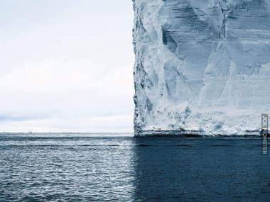 Cztery odcienie niebieskiego Antarktyki